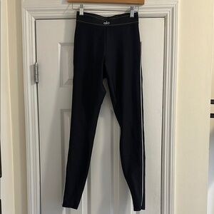 Alo Yoga Air Lift High-Waist Suit Up Leggings